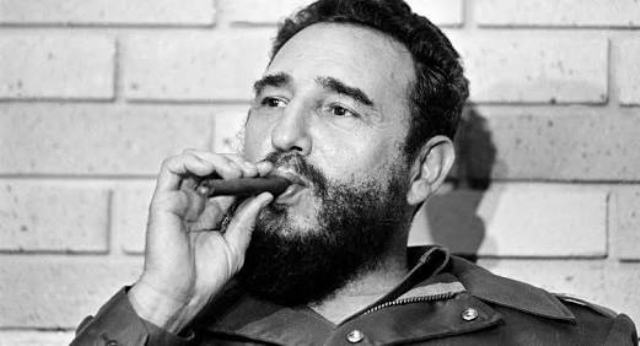 Fidel Castro morre em Cuba aos 90 anos de idade