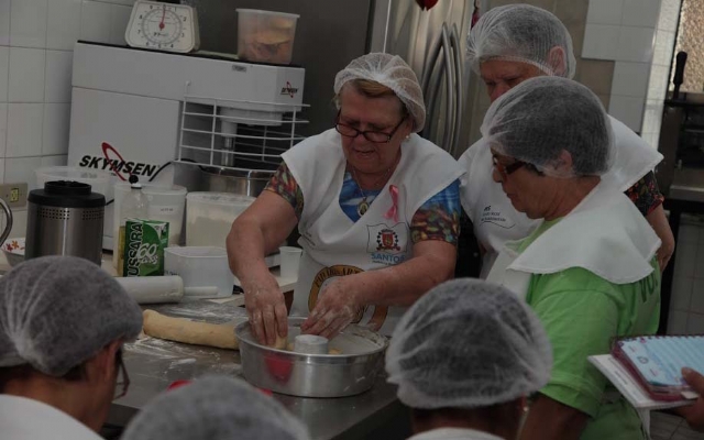 Fundo Social de Santos abre 80 vagas para curso Delícia de Natal