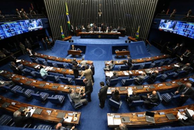 Sessão para votar PEC do Teto dos Gastos Públicos começa no Senado