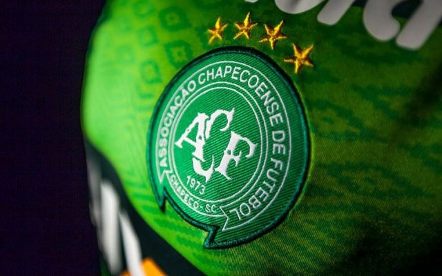 Equipe da Chapecoense será homenageada em passeio ciclístico pela orla de Santos