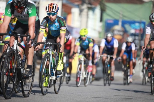 Thayná Araújo e João Lisboa vencem 2ª etapa do Campeonato Santista de Ciclismo