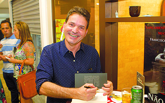 Francisco Almeida Prado lança livro chr39Não foi bem assimchr39 | Jornal da Orla