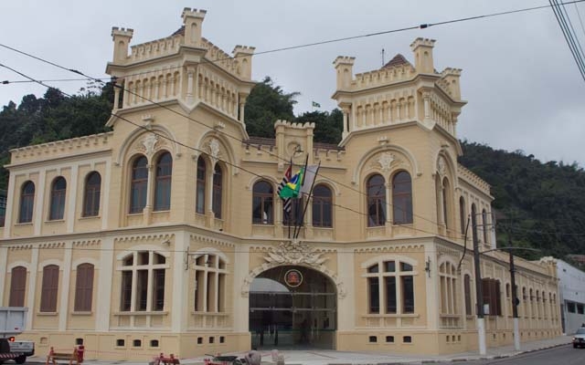 Câmara devolve R$ 24 milhões à Prefeitura de Santos | Jornal da Orla
