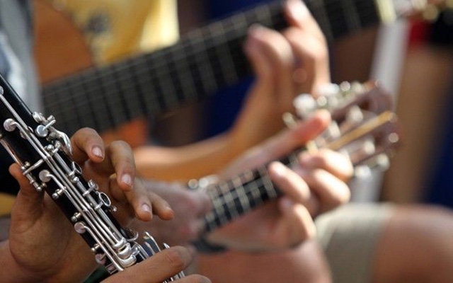 Escola de chorinho está com inscrições abertas para cursos gratuitos