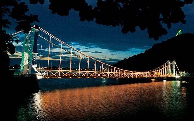 Noite Tropical homenageia aniversário de São Vicente