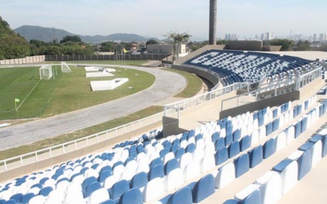 Guarujá abre vagas para modalidades esportivas no Estádio Municipal