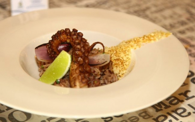 Arroz com polvo é o prato especial da Semana Santa no Estação Bistrô