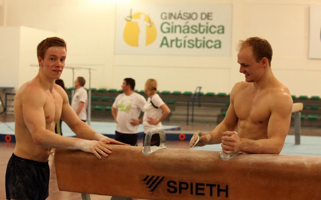 Atletas da Noruega e do Azerbaijão treinam em Santos