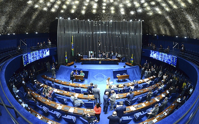 Saiba como está sendo a votação do impeachment no Senado nesta quarta-feira