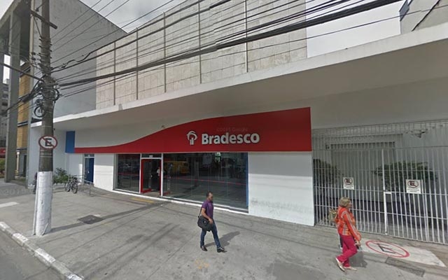 Agência do Bradesco é multada em R$ 6,5 mil