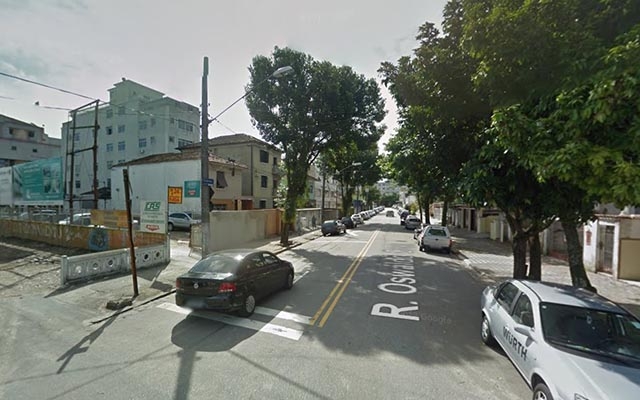 Rua Oswaldo Cruz é interditada para obras de drenagem do VLT