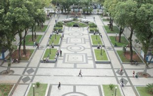 Praça Mauá recebe serviços gratuitos de beleza e consultoria nesta segunda-feira