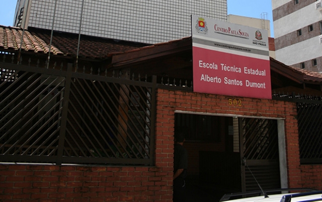 Etec de Guarujá está com inscrições abertas para vagas remanescentes