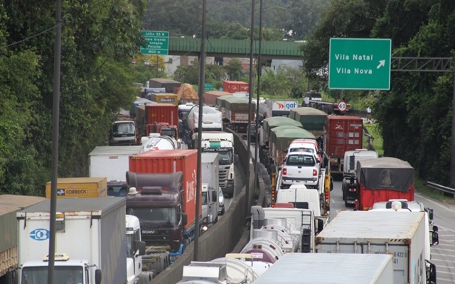 Prefeitura de Cubatão convoca reunião com Ecovias por causa dos assaltos no sistema Anchieta/Imigrantes