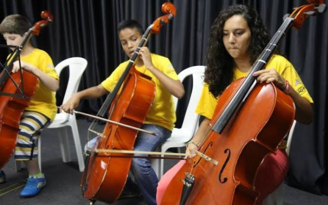 Aulas gratuitas para oficinas musicais abrem inscrições