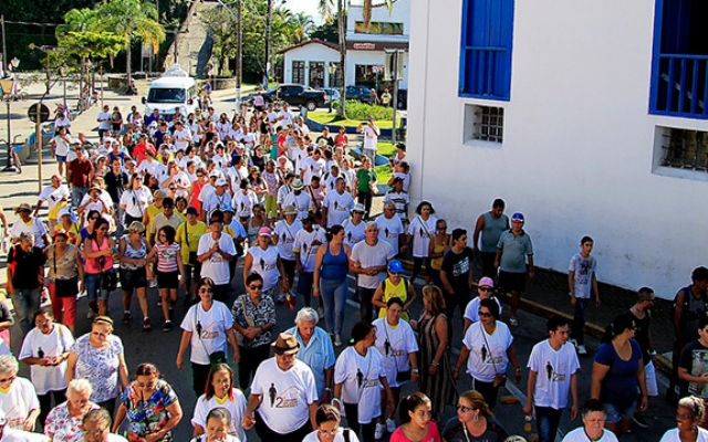 Itanhaém realiza caminhada em comemoração ao Dia de Anchieta | Jornal da Orla