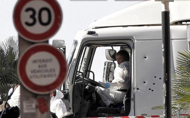 Ataque na França: motorista de caminhão é identificado pela polícia