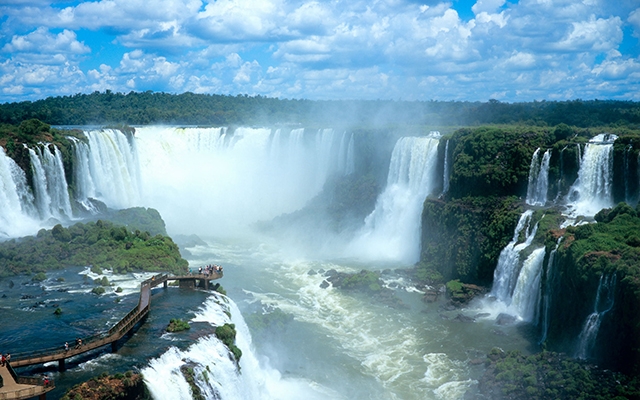 Foz de Iguaçu, paraíso das águas na tríplice fronteira | Jornal da Orla