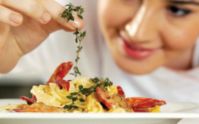 Senac Santos realiza palestras sobre gastronomia