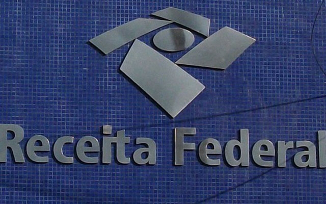 Auditores da Receita decidem manter paralisação