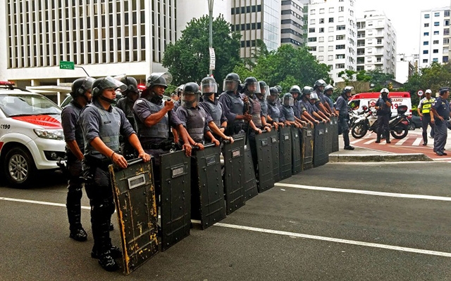 Um terço das prisões de PMs em SP é motivada por homicídio ou lesão corporal