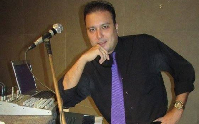 Música no Lounge recebe Newton Zago