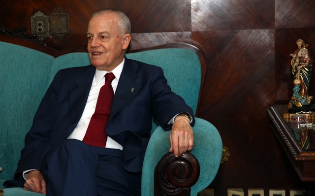 Príncipe Dom Bertrand visita o Paço Municipal