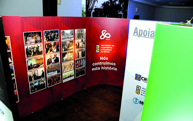 Exposição celebra de 80 anos da Associação de Engenheiros e Arquitetos de Santos