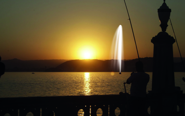 Antigo farol de sinalização no mar vai ganhar coluna de água iluminada