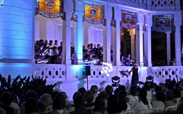 chr39Aleluia, é Natal!chr39 Corais se apresentam na Pinacoteca