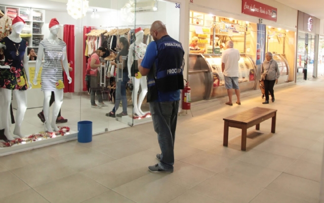 Procon está de olho nas vendas de Natal