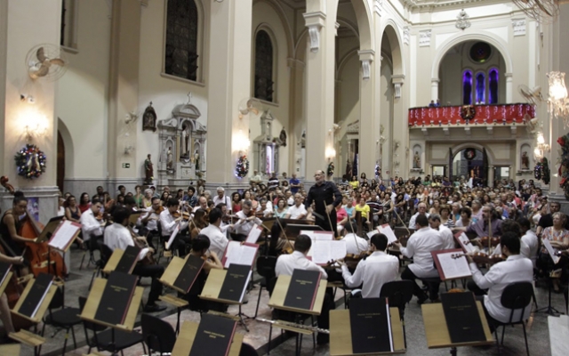 Sinfônica de Santos realiza concerto de Natal