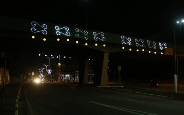 Deputado consegue verba para iluminação de Natal em Guarujá