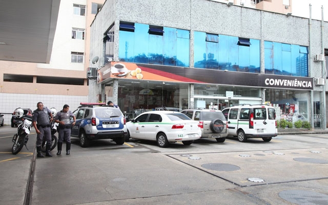 Posto de combustível é fechado por falta de alvará
