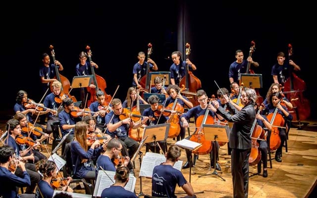 Orquestra do Instituto GPA se apresenta na Igreja do Embaré | Jornal da Orla