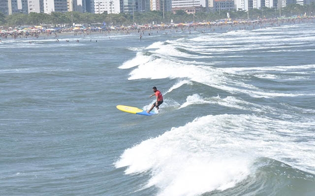 Santos abre inscrições para aulas de surfe e bodyboard