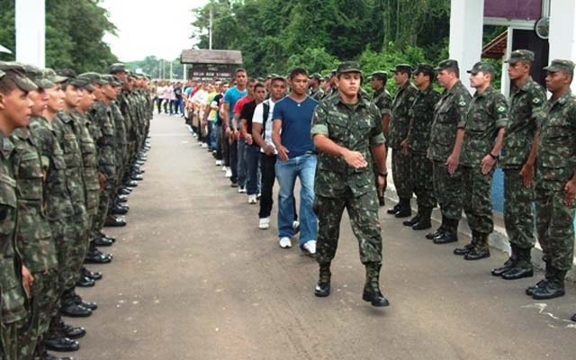 Alistamento militar para jovens que completam 18 anos já começou