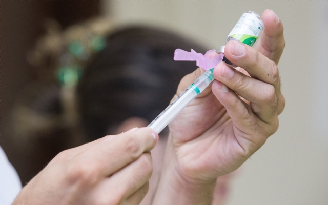 Vacina contra a febre amarela