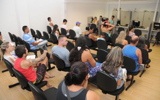 PAT Praia Grande disponibiliza 13 vagas de emprego