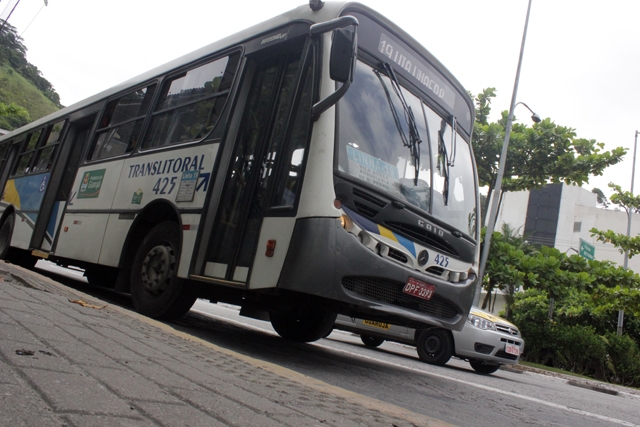 Justiça veta aumento e mantém tarifa de ônibus em R$ 3,20 em Guarujá | Jornal da Orla