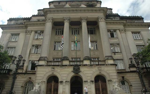 Servidores de Santos entram em greve geral nesta quinta-feira (9)