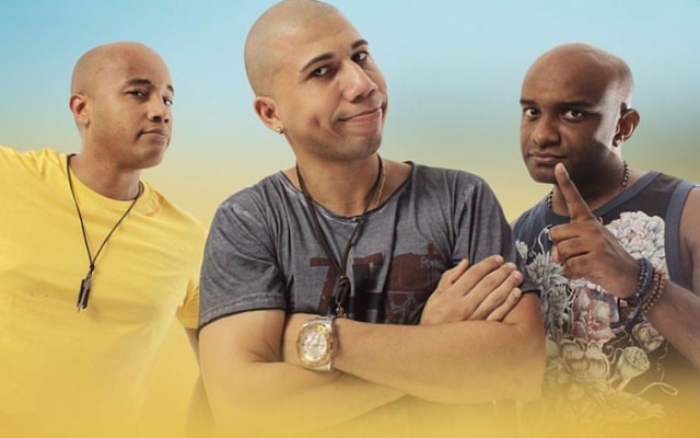 Happy hour em prol da Apae com grupo Coisa de Pele