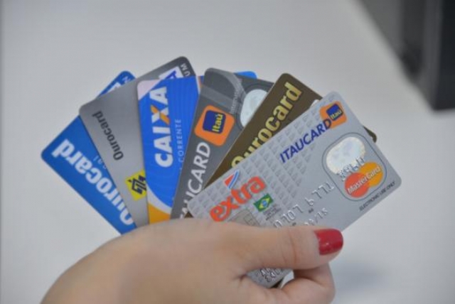 Novas regras para rotativo do cartão de crédito valem a partir desta segunda | Jornal da Orla