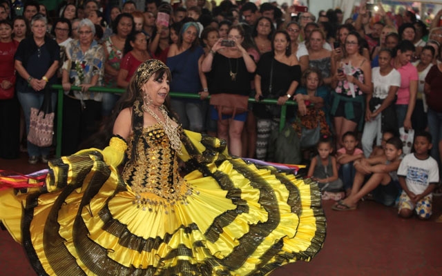 Festa de Santa Sarah Kali reúne comunidade cigana no Nova Cintra