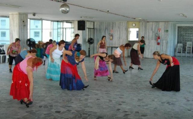 Inscrições abertas para aulas de dança flamenca na Arena Santos