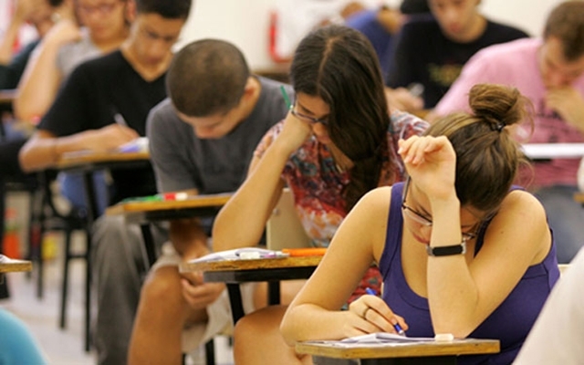 Candidatos podem apresentar recurso para gratuidade no Enem até domingo