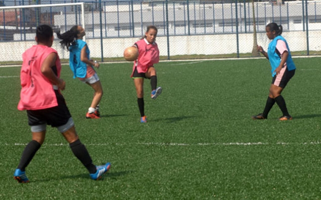 PG realiza seletiva de futebol feminino sub-17 | Jornal da Orla