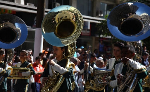 Concurso de Bandas e Fanfarras teve participação de 17 bandas em Santos | Jornal da Orla
