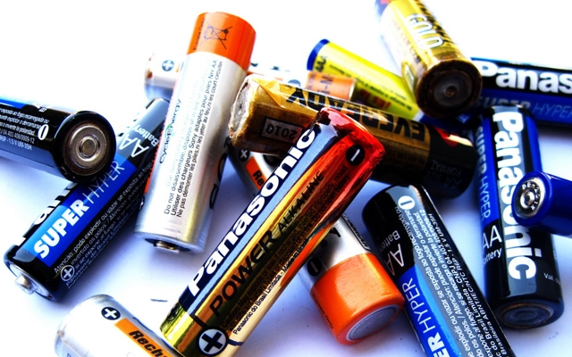 Sindicato do Comércio Varejista recebe pilhas e baterias usadas | Jornal da Orla