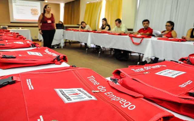 Time do Emprego abre pré-inscrição para 180 vagas em São Vicente | Jornal da Orla